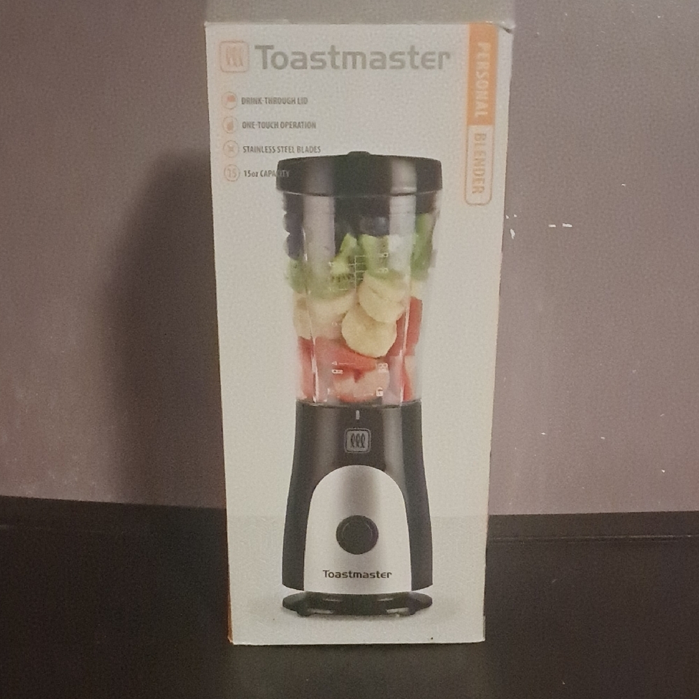 Toastmaster Black and Silver Blender